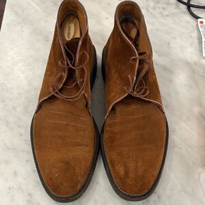 Hugo Boss Desert Boots Men’s Size 11 (Chestnut colour)